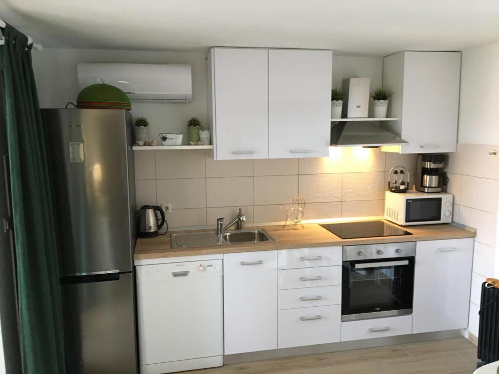 Sole Apartment *